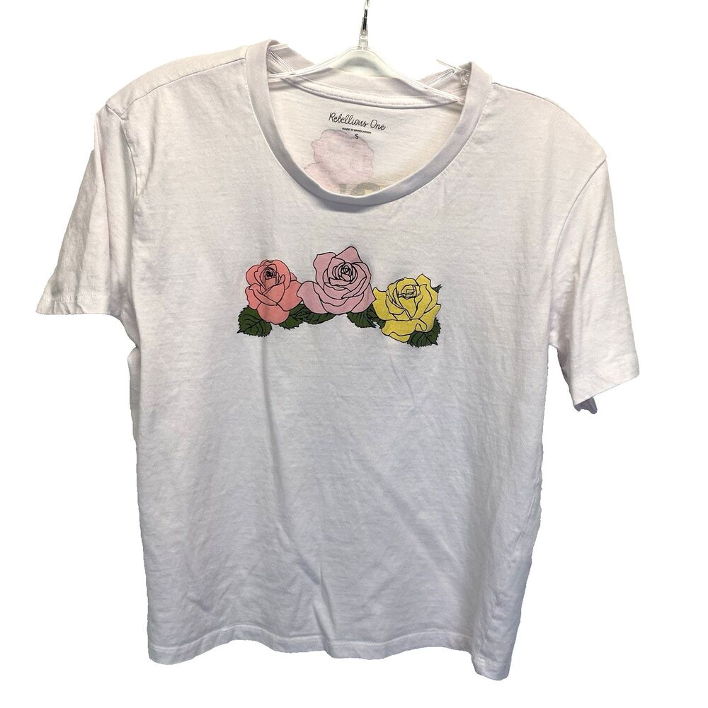 Rebellious One WOMANS "ROSES Graphic" T-Shirt Size Small Indie Kid Y2K/90's